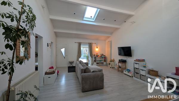 Maison à vendre 6 pièces 115 m² Les Baux-Sainte-Croix