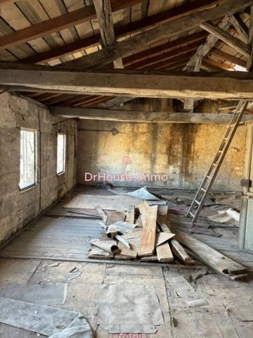 Immeuble à vendre 10 pièces de 210 m²