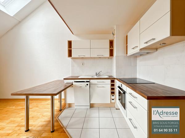 Appartement Dourdan 2 pièce(s) 31 m2 en duplex avec balcon