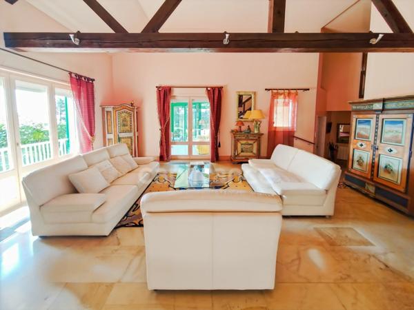 Villa à vendre 6 pièces GIVRY (71) terrain de 7241 m² et parcelle à bâtir !