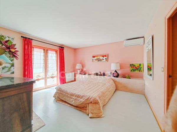 Villa à vendre 6 pièces GIVRY (71) terrain de 7241 m² et parcelle à bâtir !