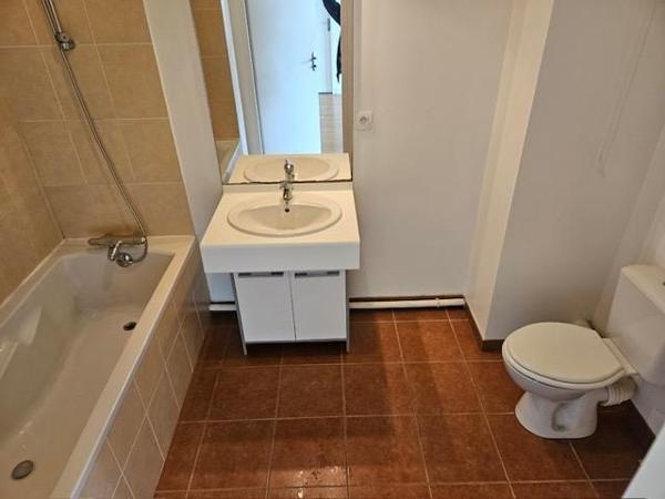 Appartement à louer, 2 pièces - ANGERS 49100