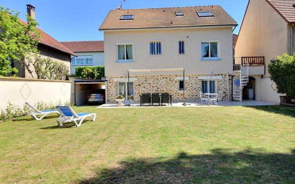 Maison à vendre    7 pièces •  Savigny-sur-Orge