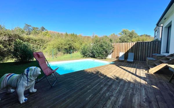 Maison à vendre    5 pièces • 118 m2 Bassens