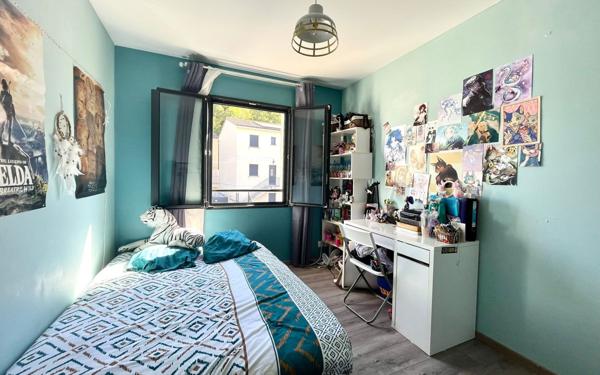 Maison à vendre    5 pièces • 118 m2 Bassens