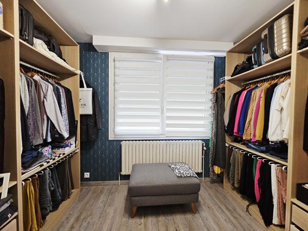 REPUBLIQUE Grande maison familiale