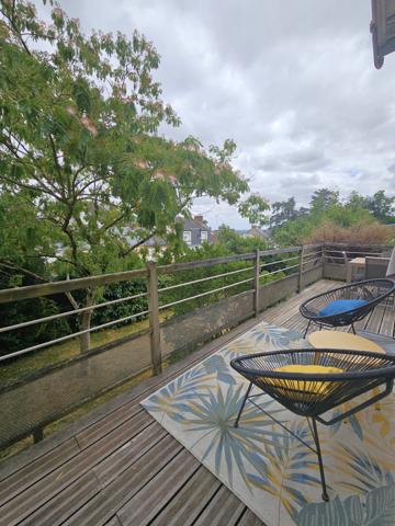 REPUBLIQUE Grande maison familiale