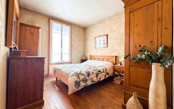 Maison à vendre    5 pièces • 71,06 m2 Villiers-sur-Marne