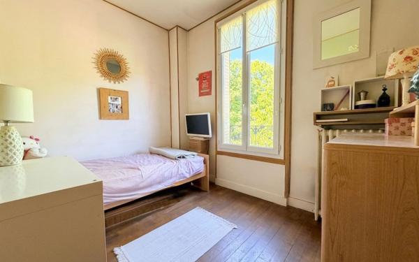 Maison à vendre    5 pièces • 71,06 m2 Villiers-sur-Marne