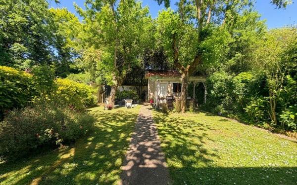 Maison à vendre    5 pièces • 71,06 m2 Villiers-sur-Marne
