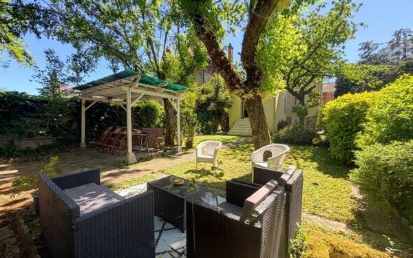 Maison à vendre    5 pièces • 71,06 m2 Villiers-sur-Marne