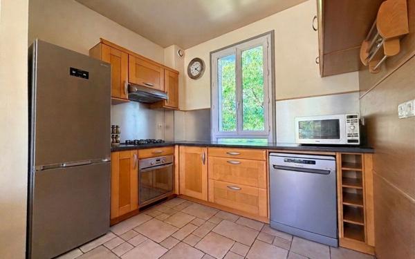 Maison à vendre    5 pièces • 71,06 m2 Villiers-sur-Marne