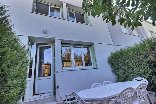 LA PLAINE CHAMPRATEL - MAISON AVEC GARAGE ET JARDIN
