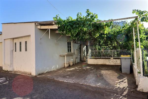 LA PLAINE CHAMPRATEL - MAISON AVEC GARAGE ET JARDIN