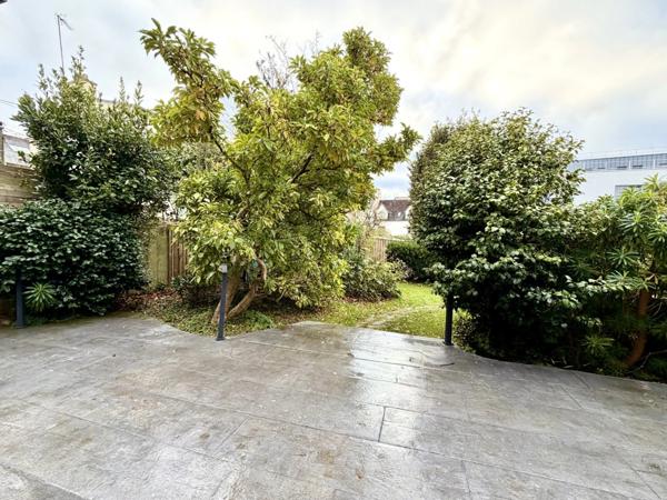 Dpt Finistère (29), à vendre Brest Pasteur Lycée St Anne Maison T10 de 200 m² - Terrain de 210 m² - Terrasse 30m²