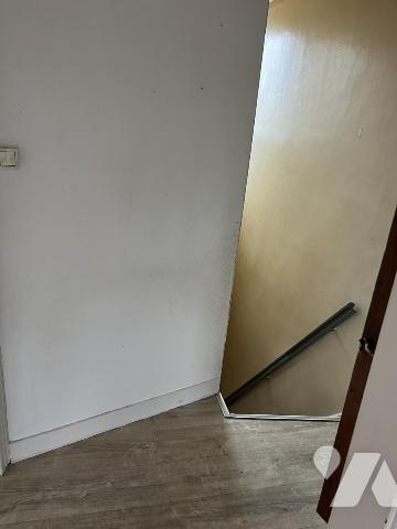 Proche zone Curie, MAISON de ville avec petit jardin