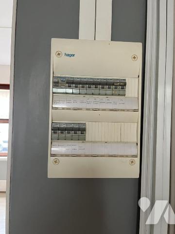 Proche zone Curie, MAISON de ville avec petit jardin