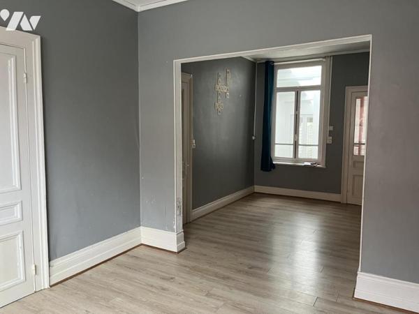 Proche zone Curie, MAISON de ville avec petit jardin