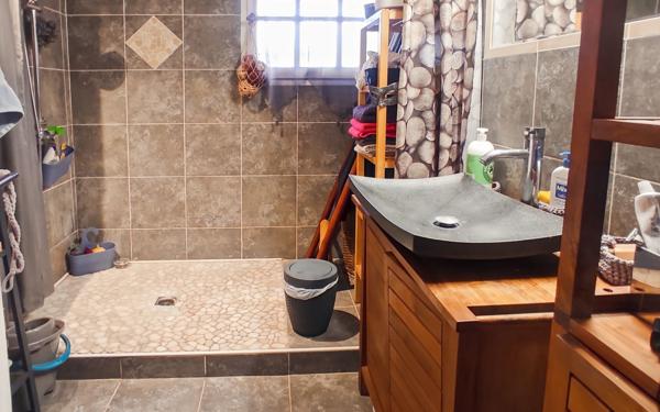 Maison à vendre    4 pièces •  Razac-sur-l'Isle