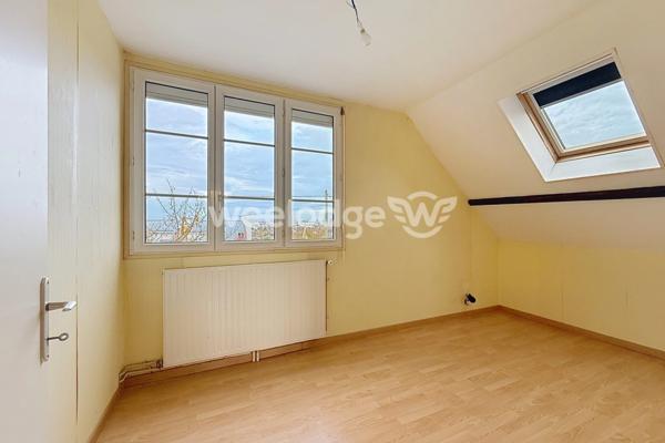 Maison à vendre 6 pièces de 114,04 m² à Éragny