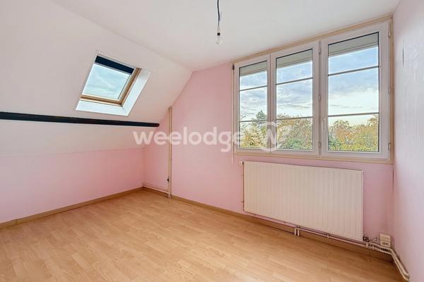 Maison à vendre 6 pièces de 114,04 m² à Éragny