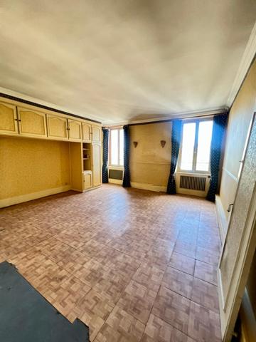 Ensemble Immobilier -Maisons-Commerces- Centre Ville Montlhéry