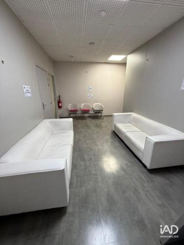 Location local d’activité 27 m² Bailly-Romainvilliers