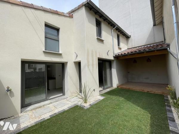 BELLE MAISON DE VILLE  RENOVEE GARAGE ET JARDINET 60 M2 ENVIRON