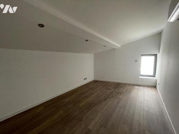 BELLE MAISON DE VILLE  RENOVEE GARAGE ET JARDINET 60 M2 ENVIRON