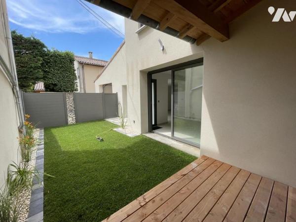 BELLE MAISON DE VILLE  RENOVEE GARAGE ET JARDINET 60 M2 ENVIRON