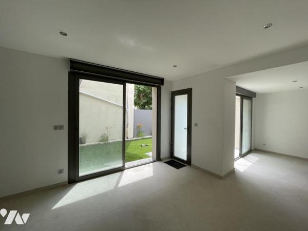 BELLE MAISON DE VILLE  RENOVEE GARAGE ET JARDINET 60 M2 ENVIRON