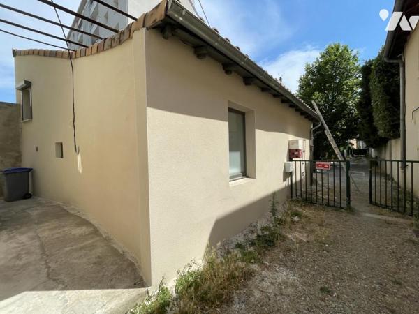 BELLE MAISON DE VILLE  RENOVEE GARAGE ET JARDINET 60 M2 ENVIRON