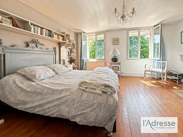 Maison 8 pièce(s) 190 m2