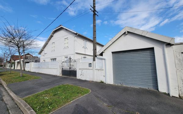 Appartement à vendre    4 pièces • 78 m2 Billère