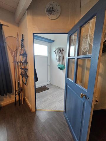 Charmante maison en pierre à proximité des commerces locaux et de la côte