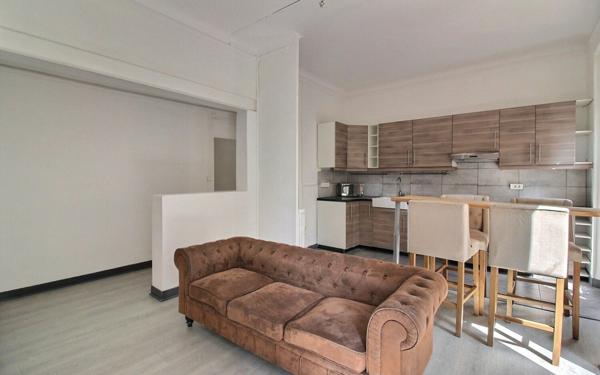 Appartement à vendre    3 pièces • 60 m2 Marseille 6