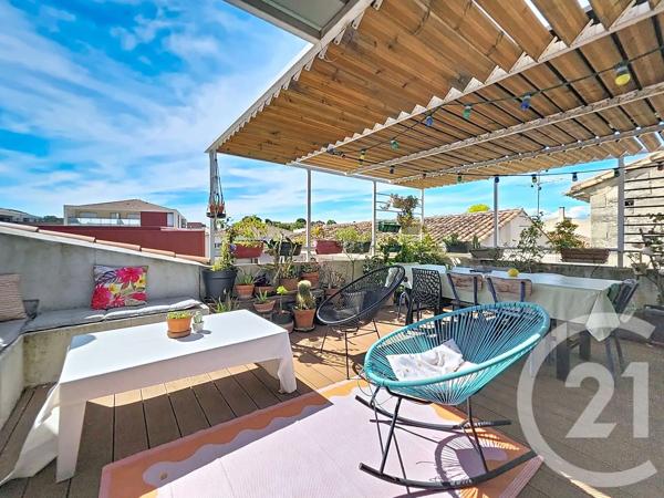 Appartement à vendre  3 pièces - 96 m 2   MARTIGUES  - 13
