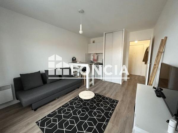 Location Studio 19.15 m² - 38 BOULEVARD DES BELGES La Roche Sur Yon 85000