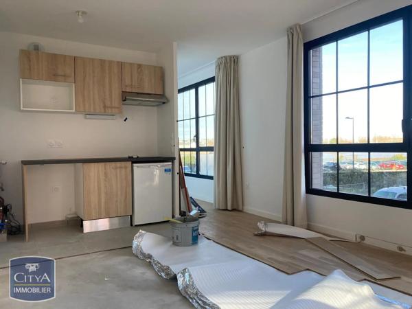 Appartement à louer 2 pièces 47.8m² Bordeaux (33100)