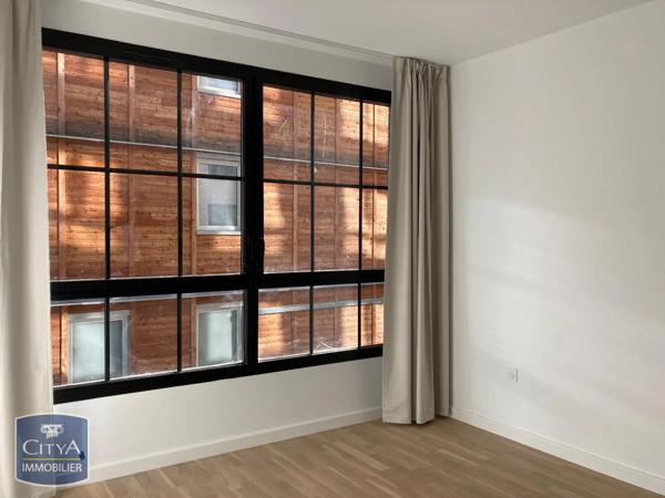Appartement à louer 2 pièces 47.8m² Bordeaux (33100)