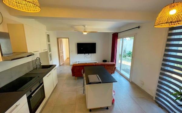 Appartement à vendre    2 pièces • 43 m2 Toulon