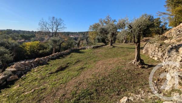 Terrain à vendre  1860 m 2   MOUGINS  - 06