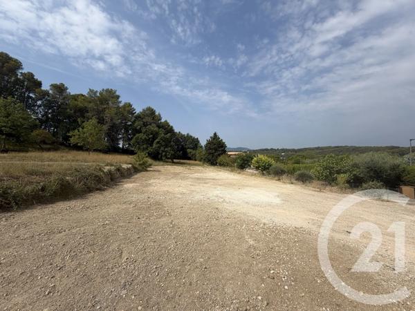 Terrain à vendre  1860 m 2   MOUGINS  - 06