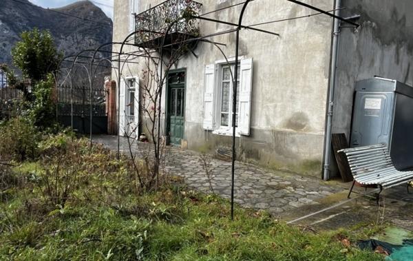 Vente Maison à rénover Tarascon-sur-ariege   