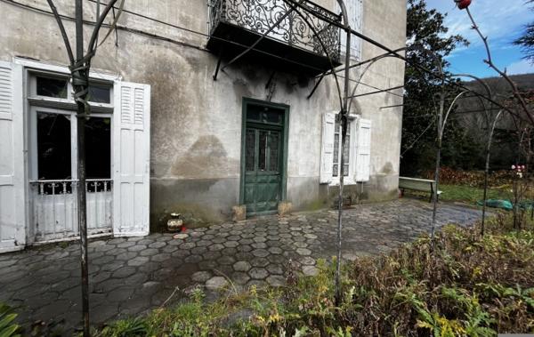 Vente Maison à rénover Tarascon-sur-ariege   