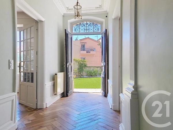 Maison à vendre  10 pièces - 308,89 m 2   DRAGUIGNAN  - 83