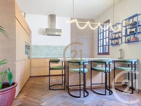 Maison à vendre  10 pièces - 308,89 m 2   DRAGUIGNAN  - 83