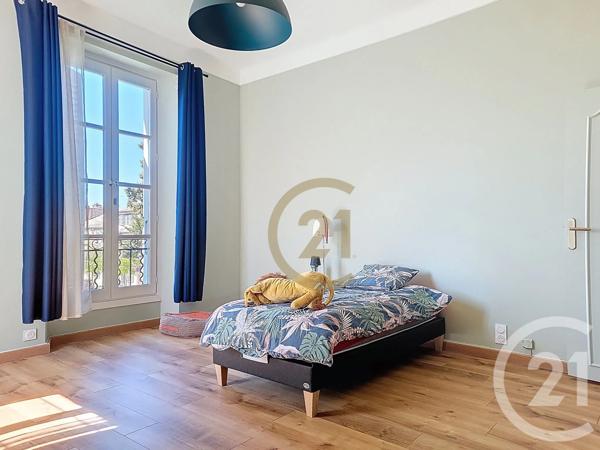 Maison à vendre  10 pièces - 308,89 m 2   DRAGUIGNAN  - 83