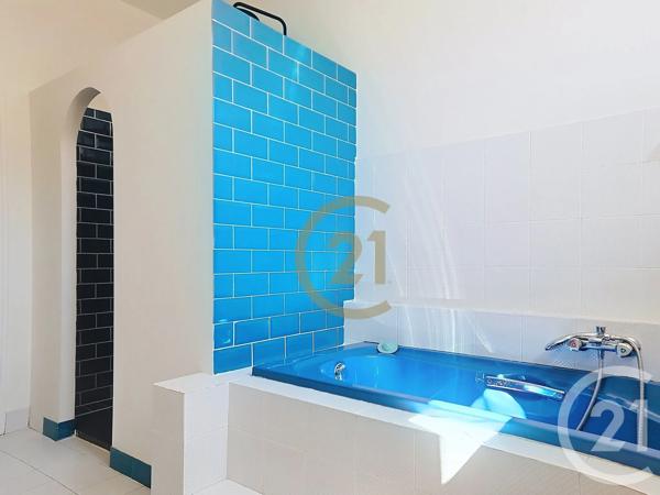 Maison à vendre  10 pièces - 308,89 m 2   DRAGUIGNAN  - 83