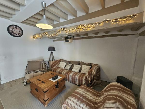 Maison de ville en duplex avec terrasse et jardin